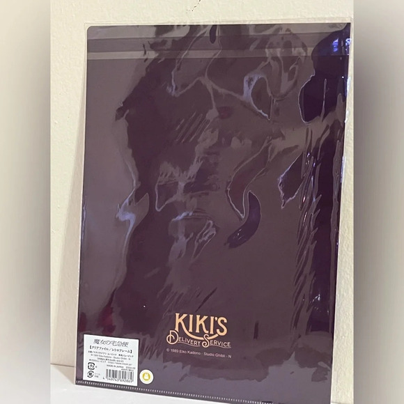 Kiki’s Delivery Service Single Pocket Folder - Picture 4 of 5